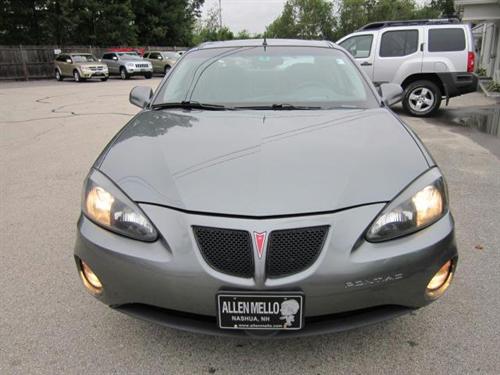 Pontiac Grand Prix 2004 photo 1