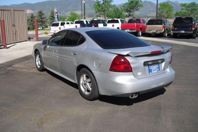 Pontiac Grand Prix 2004 photo 4