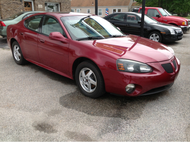 Pontiac Grand Prix 2004 photo 9