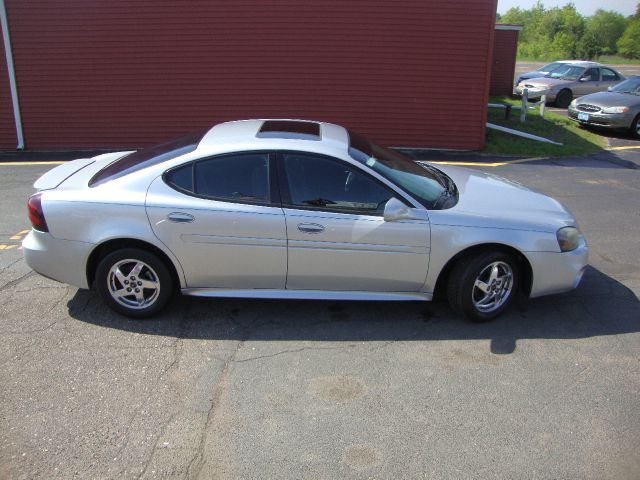 Pontiac Grand Prix 2004 photo 5