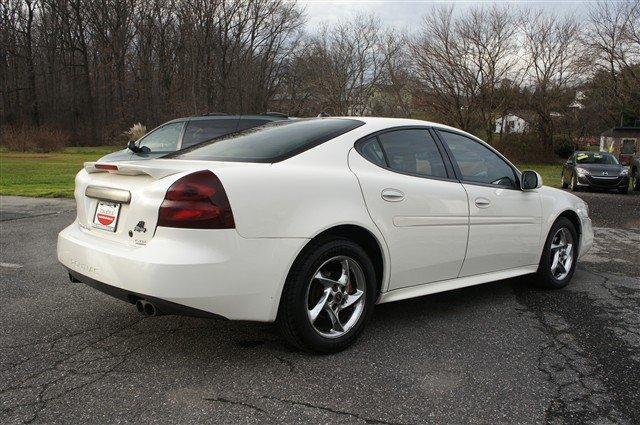 Pontiac Grand Prix Short Box Standard Sedan