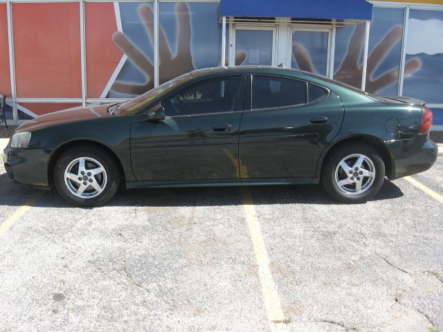 Pontiac Grand Prix 2004 photo 4