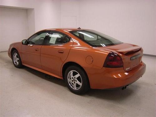 Pontiac Grand Prix 2004 photo 1