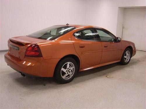 Pontiac Grand Prix 2004 photo 2