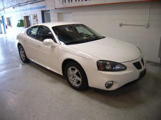 Pontiac Grand Prix 2004 photo 1