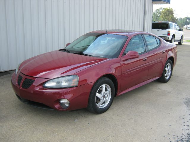 Pontiac Grand Prix 2004 photo 3