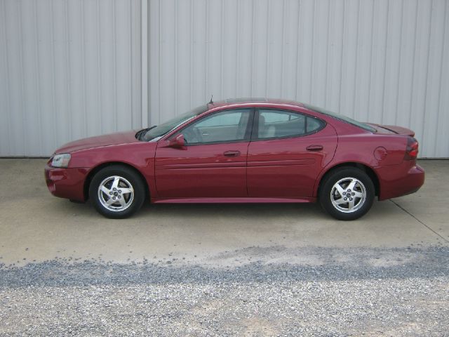 Pontiac Grand Prix 2004 photo 4