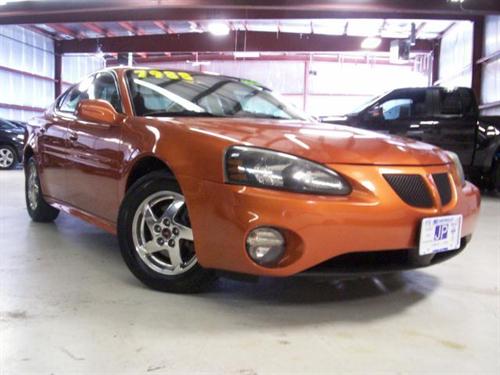 Pontiac Grand Prix 2004 photo 1