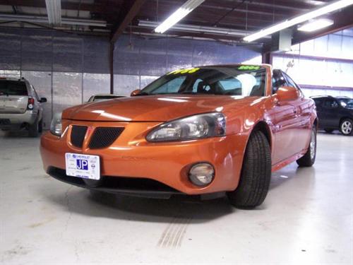 Pontiac Grand Prix 2004 photo 3