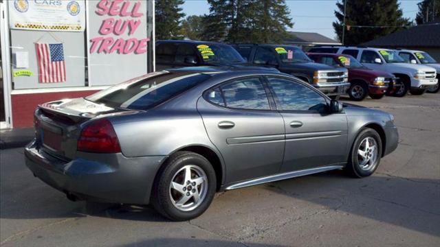 Pontiac Grand Prix 2004 photo 3