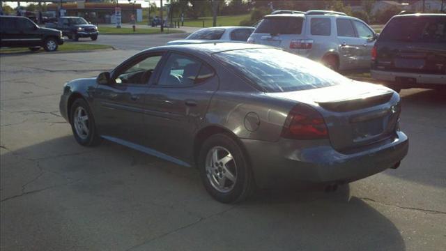 Pontiac Grand Prix 2004 photo 5