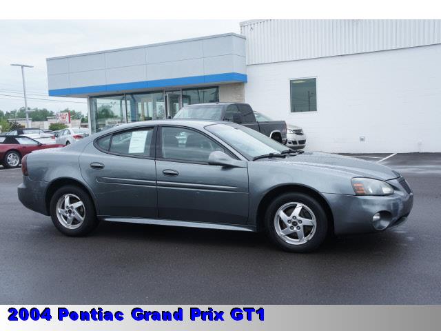 Pontiac Grand Prix 2004 photo 4