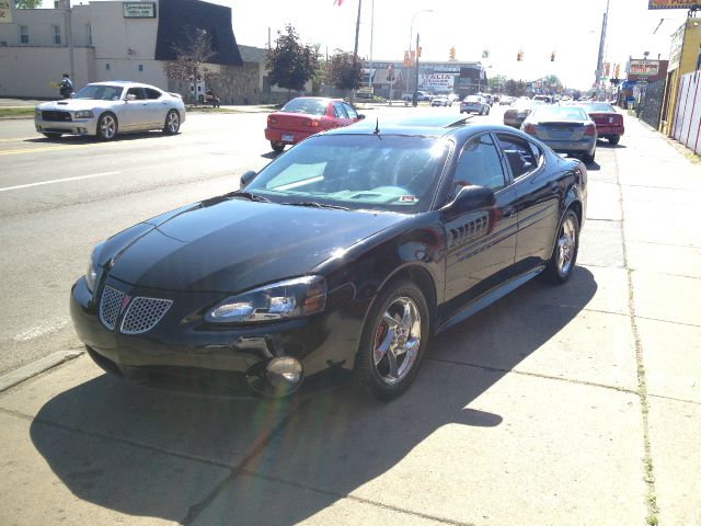 Pontiac Grand Prix 2004 photo 6