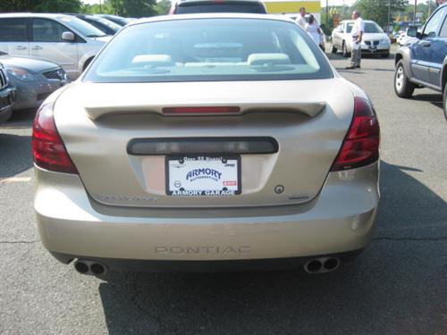 Pontiac Grand Prix 2004 photo 3