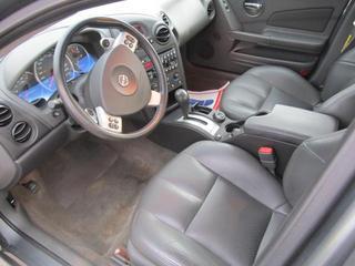 Pontiac Grand Prix 2004 photo 2