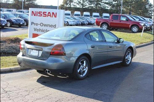 Pontiac Grand Prix 2004 photo 4