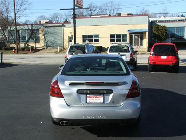 Pontiac Grand Prix 2004 photo 3