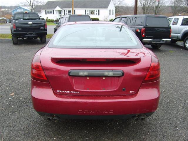 Pontiac Grand Prix 2004 photo 3