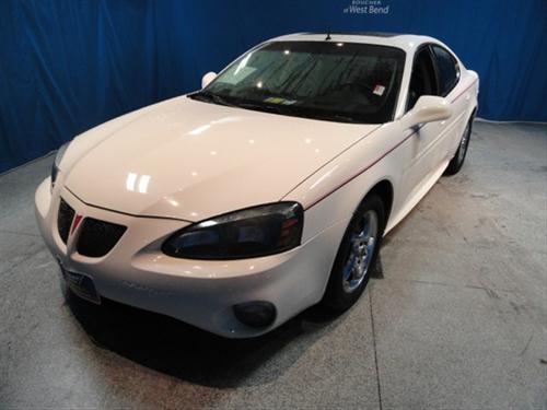 Pontiac Grand Prix 2004 photo 1