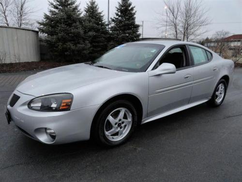 Pontiac Grand Prix 2004 photo 2