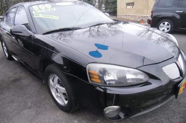 Pontiac Grand Prix 2004 photo 1