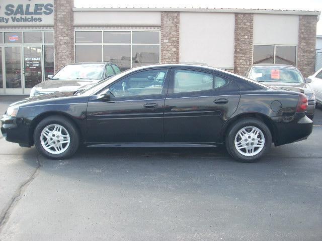 Pontiac Grand Prix Passion Sedan