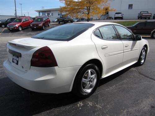 Pontiac Grand Prix 2004 photo 2