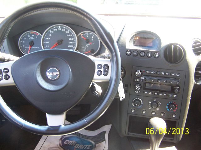 Pontiac Grand Prix 2004 photo 1