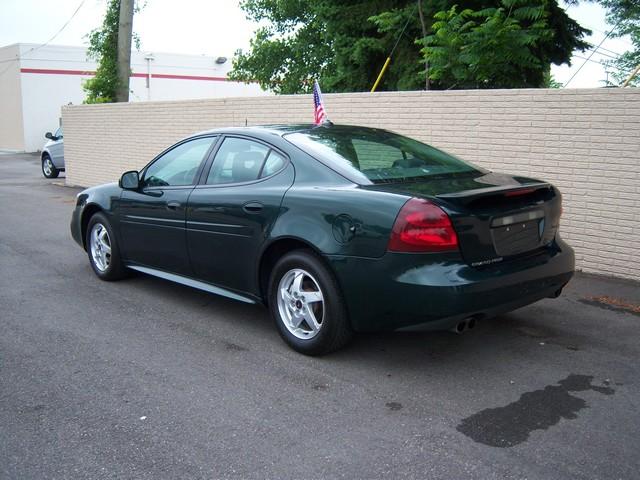 Pontiac Grand Prix 2004 photo 3