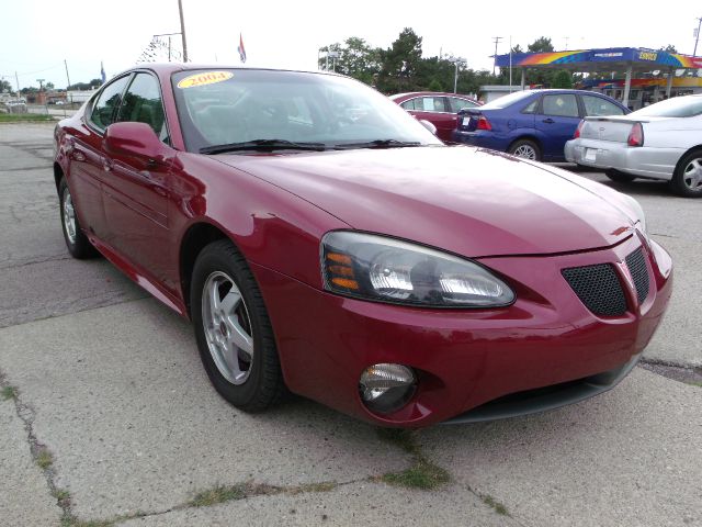 Pontiac Grand Prix 2004 photo 3