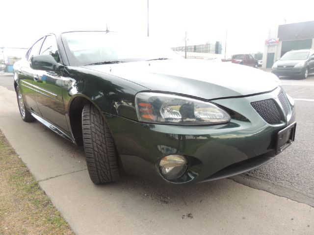 Pontiac Grand Prix 2004 photo 3