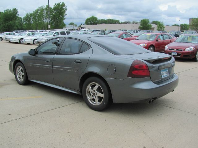 Pontiac Grand Prix 2004 photo 12