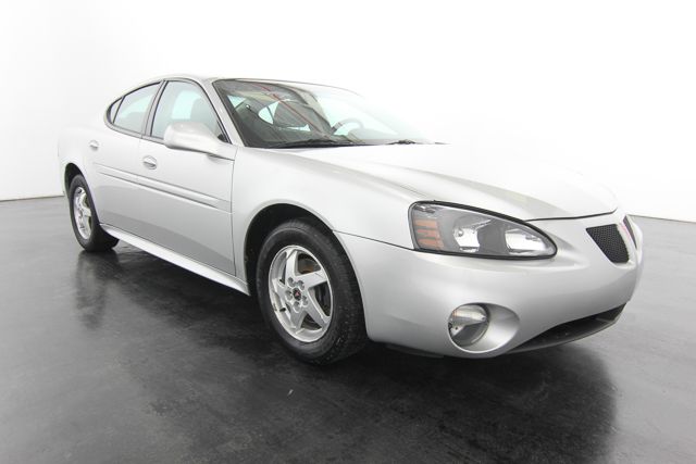 Pontiac Grand Prix 2004 photo 3