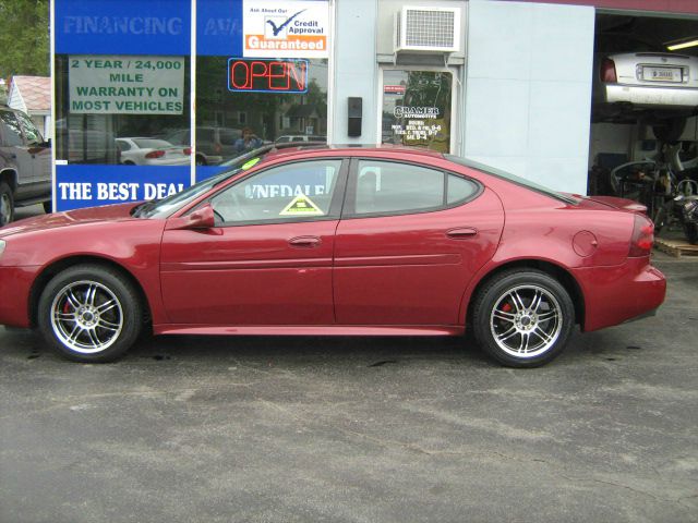 Pontiac Grand Prix 2004 photo 3