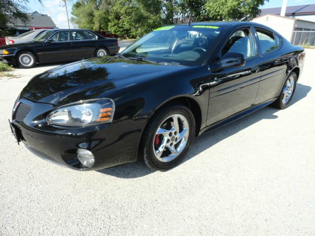 Pontiac Grand Prix 2004 photo 4