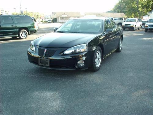 Pontiac Grand Prix 2004 photo 1