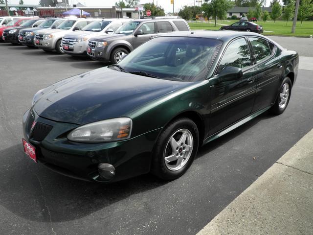 Pontiac Grand Prix 2004 photo 1