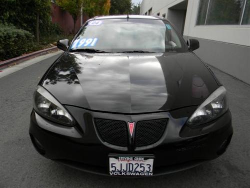 Pontiac Grand Prix 2004 photo 1