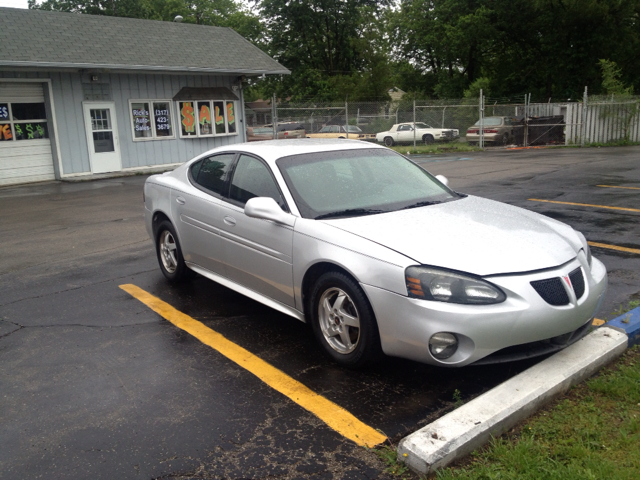 Pontiac Grand Prix Passion Sedan