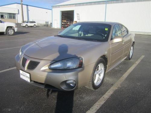 Pontiac Grand Prix 2004 photo 1