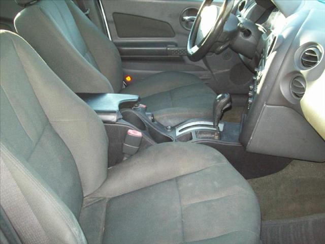 Pontiac Grand Prix 2004 photo 4