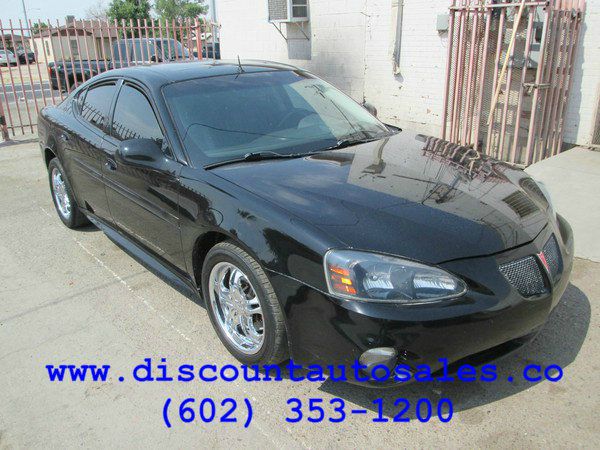 Pontiac Grand Prix 2004 photo 1