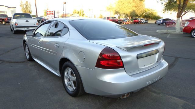 Pontiac Grand Prix 2004 photo 1