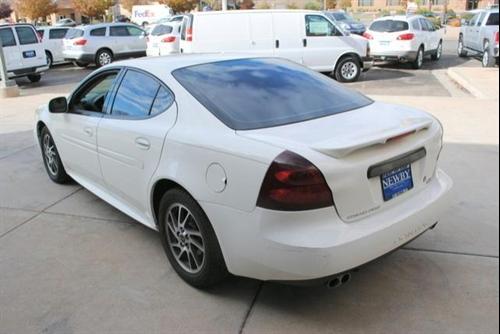 Pontiac Grand Prix 2004 photo 3