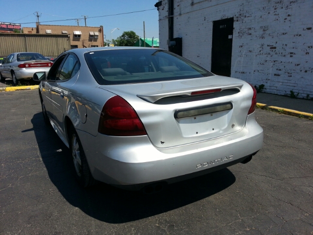 Pontiac Grand Prix Passion Sedan