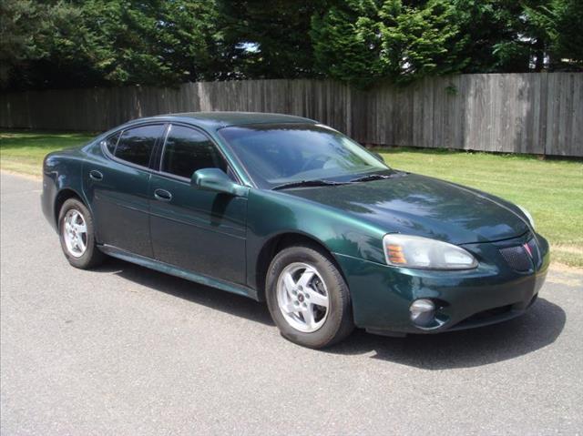 Pontiac Grand Prix 2004 photo 1