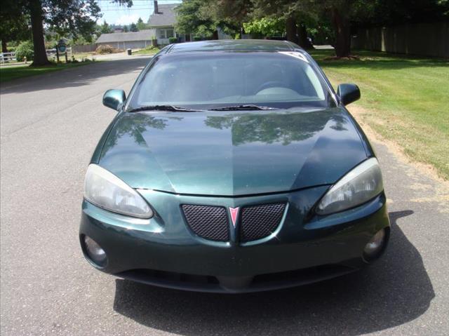 Pontiac Grand Prix 2004 photo 3