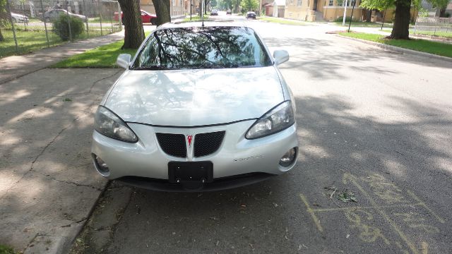 Pontiac Grand Prix 2004 photo 23