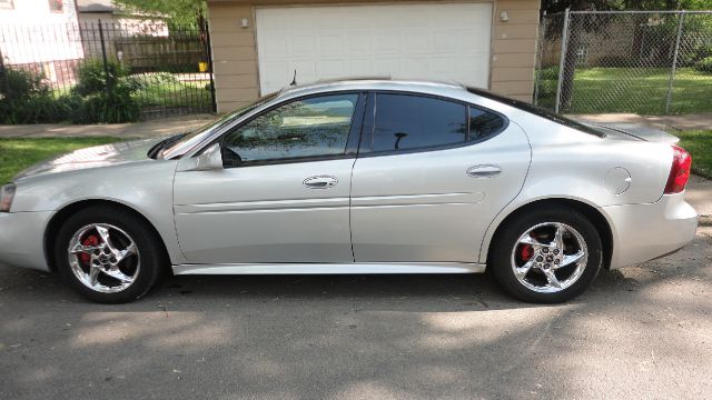 Pontiac Grand Prix 2004 photo 6