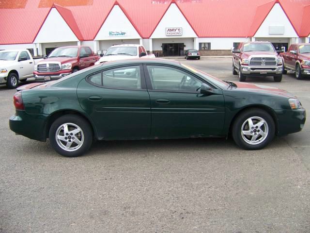 Pontiac Grand Prix 2004 photo 4